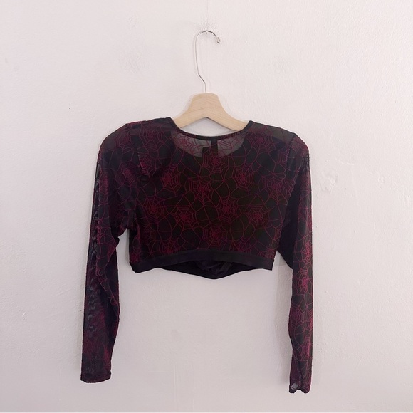 Torrid Flocked Mesh Long Sleeve Top Spider Webs Halloween Cropped Spooky - Picture 6 of 7